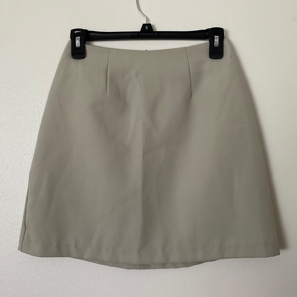 City triangles 90s sage green mini skirt